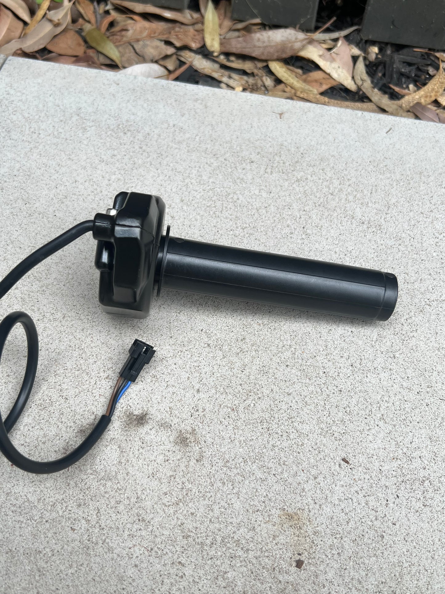 Plug and Play Surron Throttle